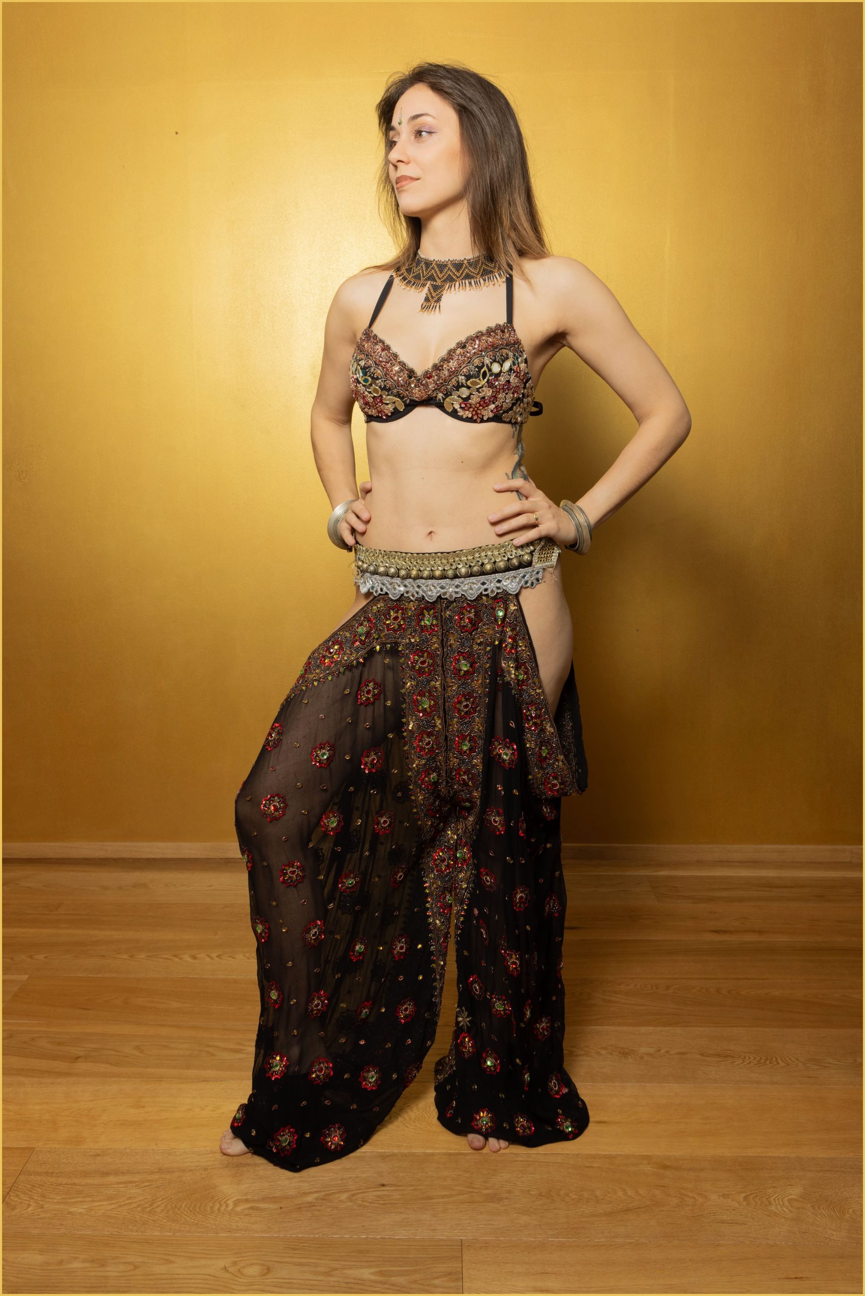 Dupatta Devi Pants – Kumari Noir